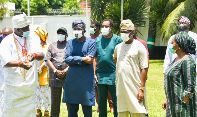 L-R: Commissioner for Health, Prof. Akin Abayomi; Ooni of Ife, Oba Adeyeye Enitan Ogunwusi, Ojaja II; Lagos State Governor, Mr. Babajide Sanwo-Olu; Deputy Governor, Dr. Obafemi Hamzat and Secretary to the State Government, Mrs. Folashade Jaji, during the donation of Motorized Modular Fumigators to the Lagos State Government by the Ooni of Ife, to fight against the COVID-19 pandemic in the State, at Lagos House, Marina, on Tuesday, April 28, 2020.