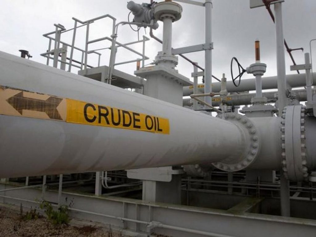 US Now Becoming Biggest Oil Producer Behind Russia As Production Hits 10 Million Barrels A Day