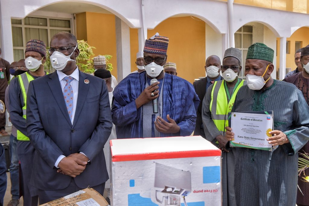 From Left: Honourable Minister of State, Petroleum Resources, Chief Timipre Sylva, Group Managing Director of the Nigerian National Petroleum Corporation, Mallam Mele Kyari at the presentation of medical equipment to the Kano State Governor, HE Abdullahi Ganduje in Kano on Saturday..