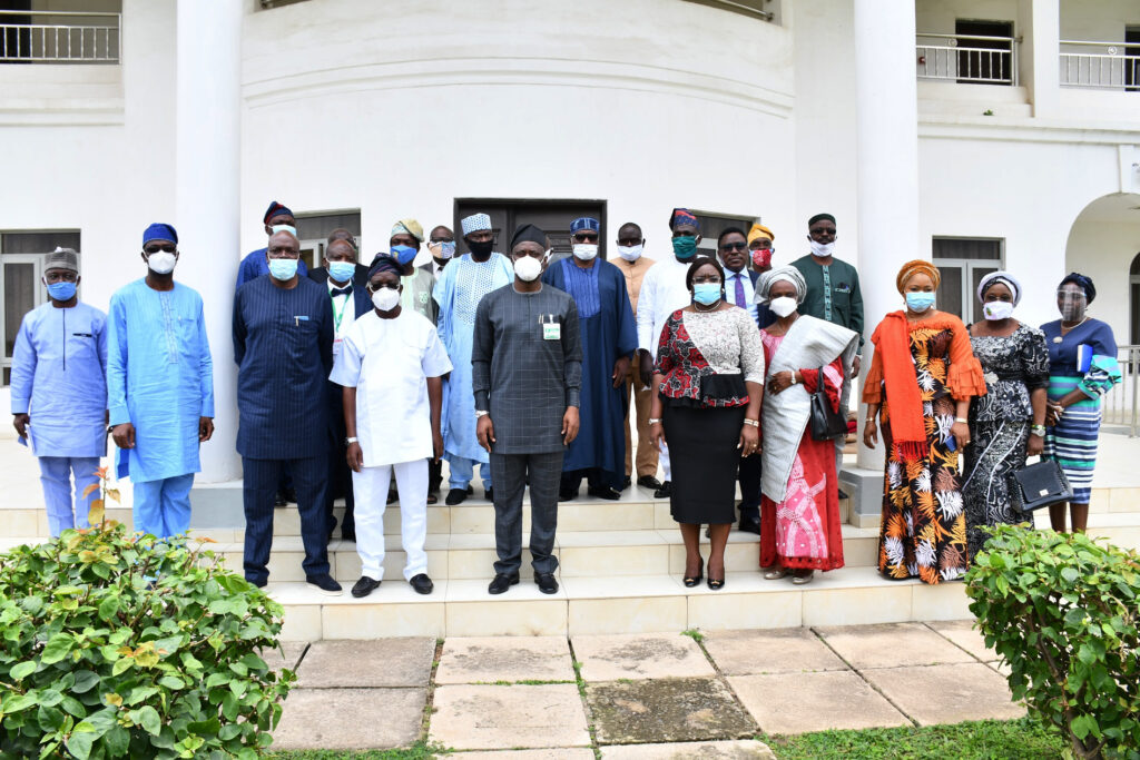 Oyo State Governor, Engr Seyi Makinde (middle) with the chairmen of Oyo State Boards of Tertiary Institutions during their Inauguration at Government House, Ibadan. PHOTO: Oyo State Government.