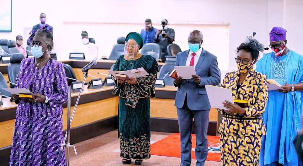 L-R: Lagos State Governor, Mr. Babajide Sanwo-Olu and newly appointed Chairman of Audit Service Commission, Mrs. Oluwatoyin Adegbuji-Onikoyi, during the swearing-in of the Commission members at EXCO chamber, Lagos House, Alausa, Ikeja, on Tuesday, July 28, 2020.