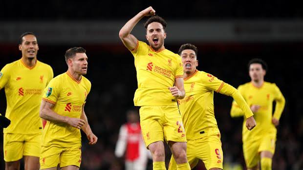 Jota brace downs Arsenal to send Liverpool into Carabao Cup final