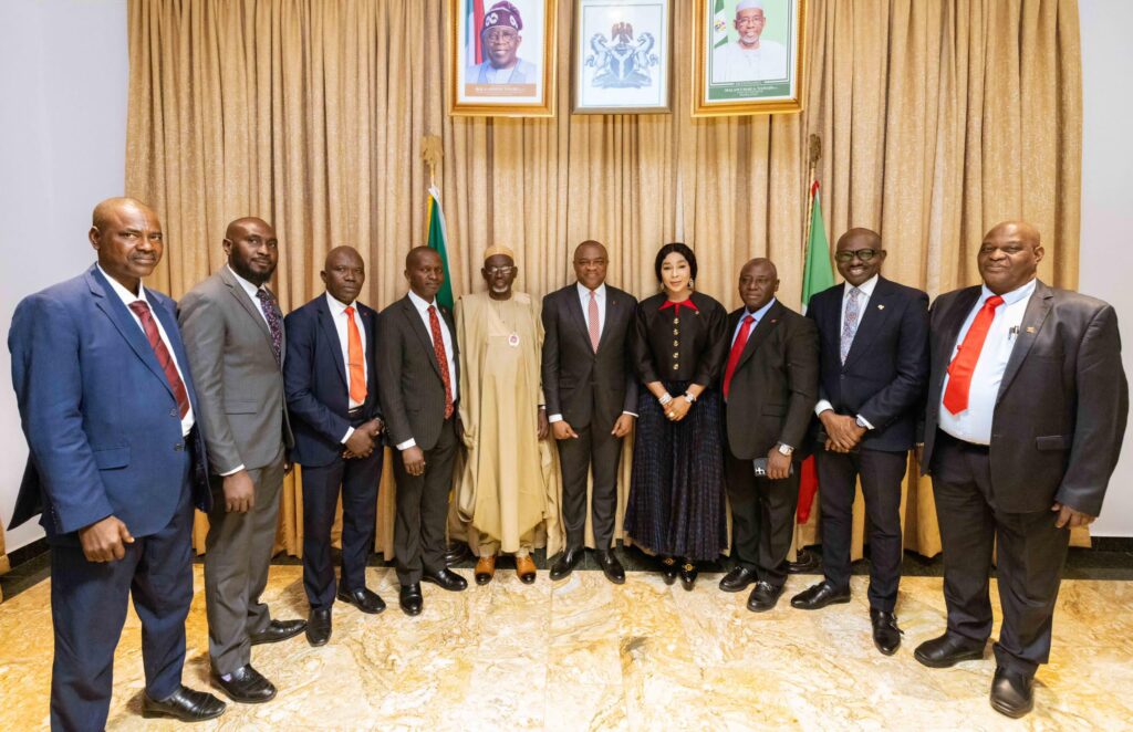 Banks Support Flood Victims With Multi-million Relief Materials