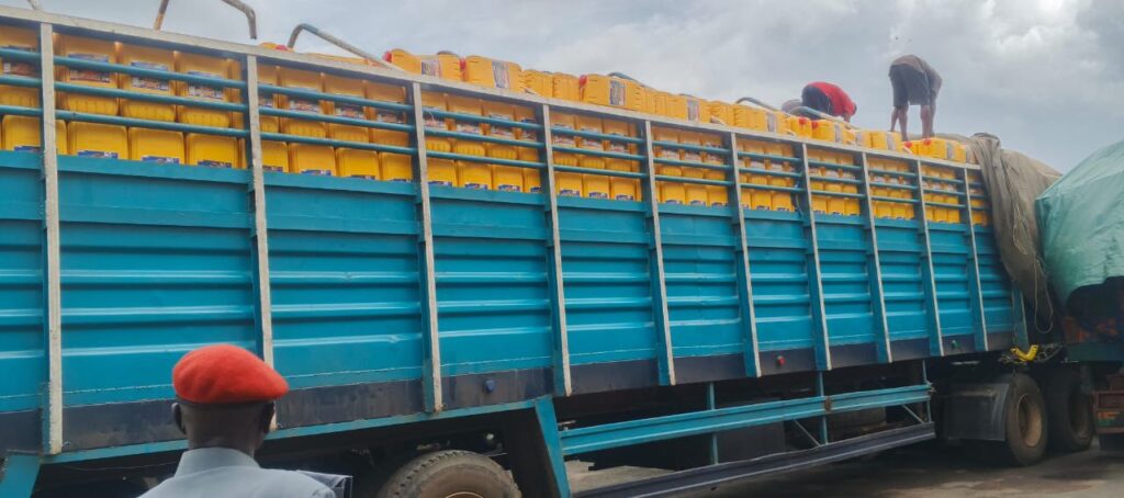 Customs Foils Vegetable Oil Smuggling Ring, Confiscates N403 Million Consignment In South-East