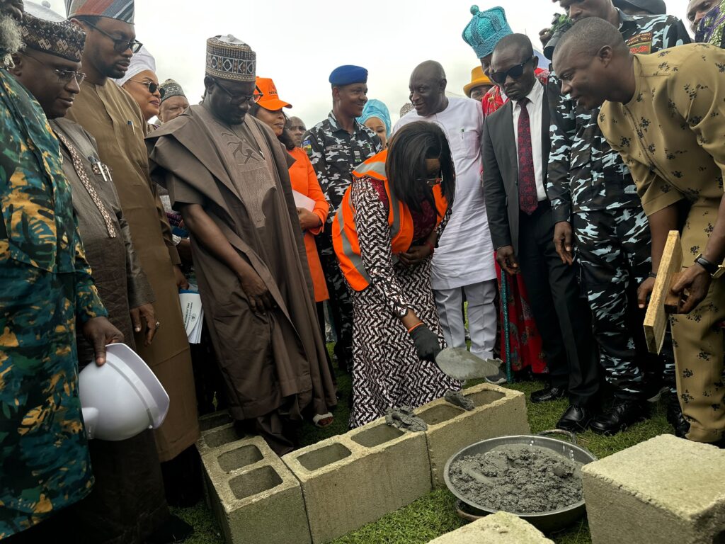 Nigeria Expands Solar Mini-Grid Access To Over 13,000 Homes In Rivers State